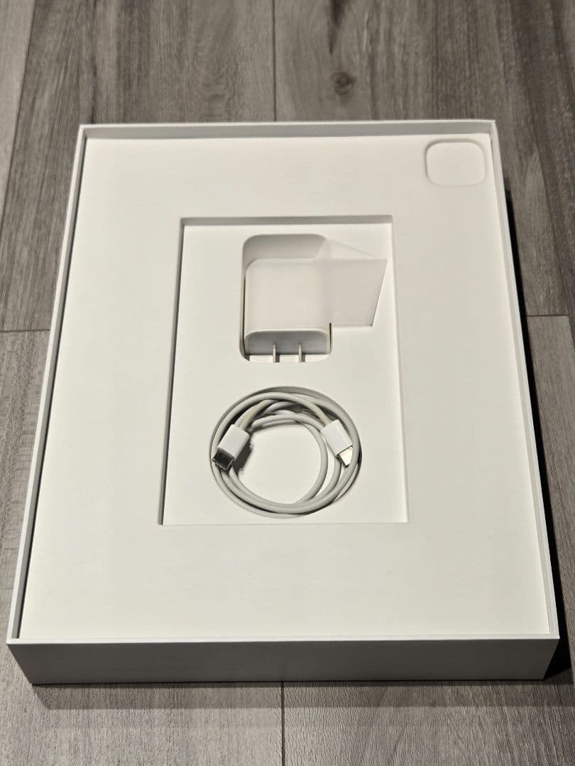 《美品》iPad pro 12.9 第5世代 M1 512GB スペースグレー