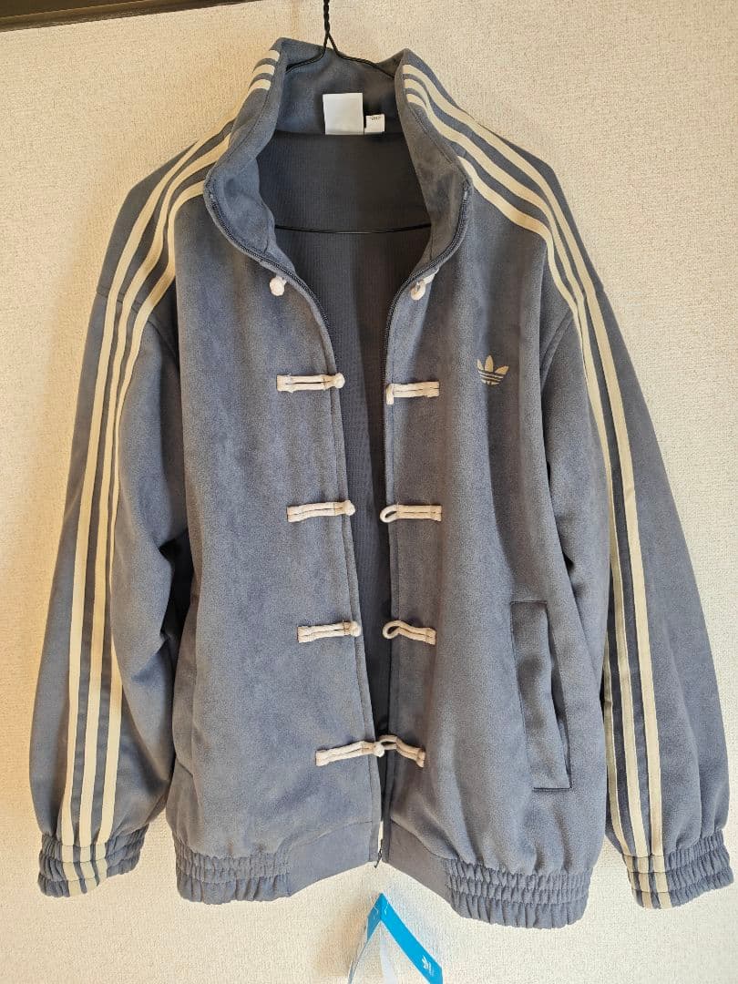 V*o様 中国限定 アディダス 蛇年トラック スエード ジャケット ダークグレー