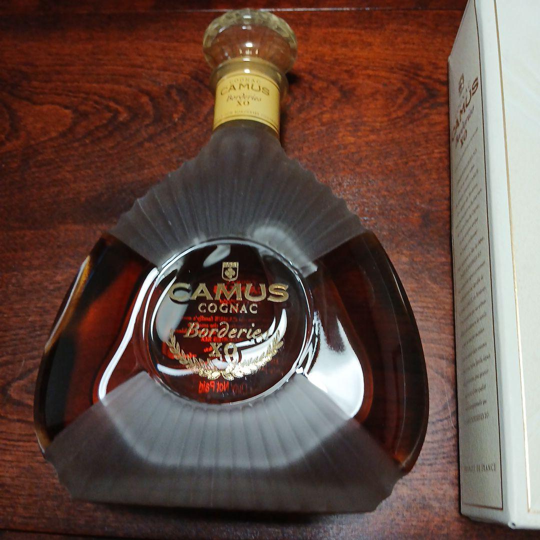 CAMUS Borderies XO 700ml 箱付き