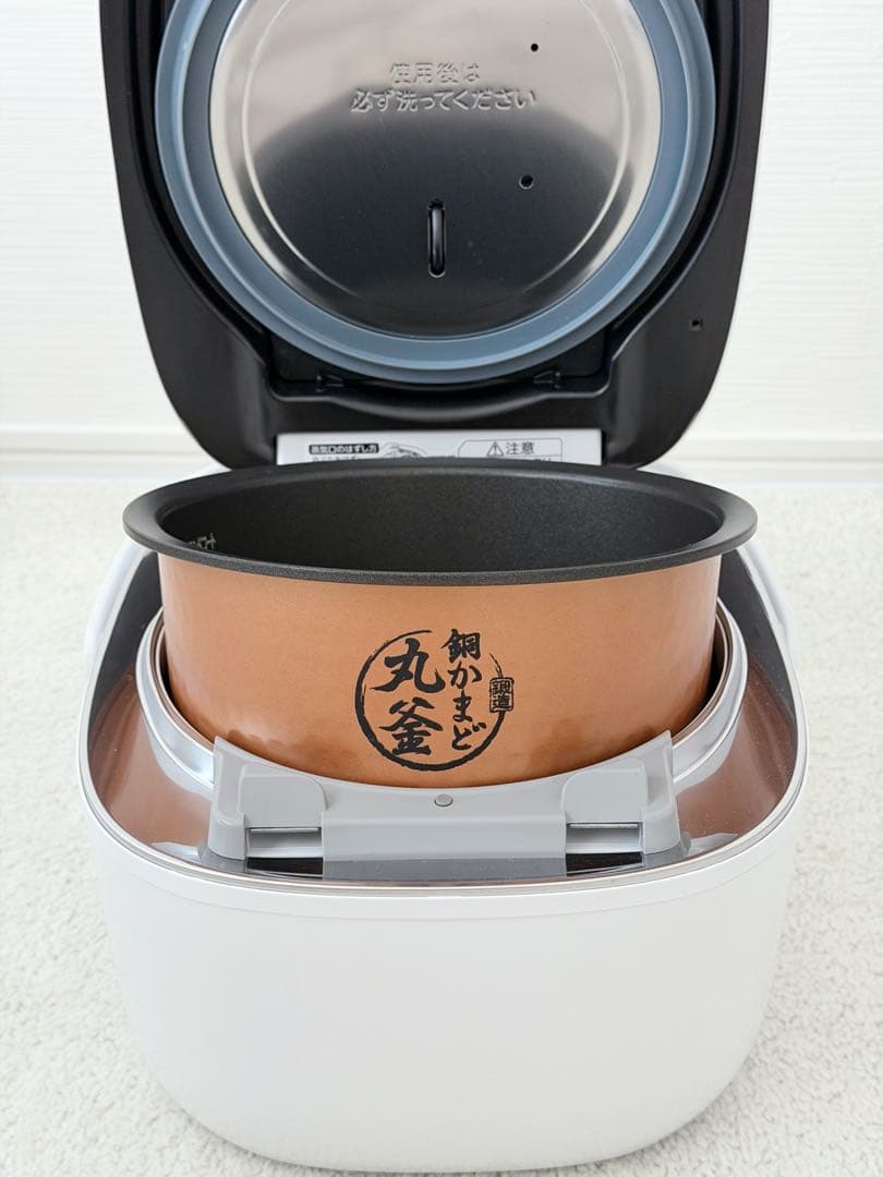 【美品】TOSHIBA 炊飯器 RC-10VSV(W)