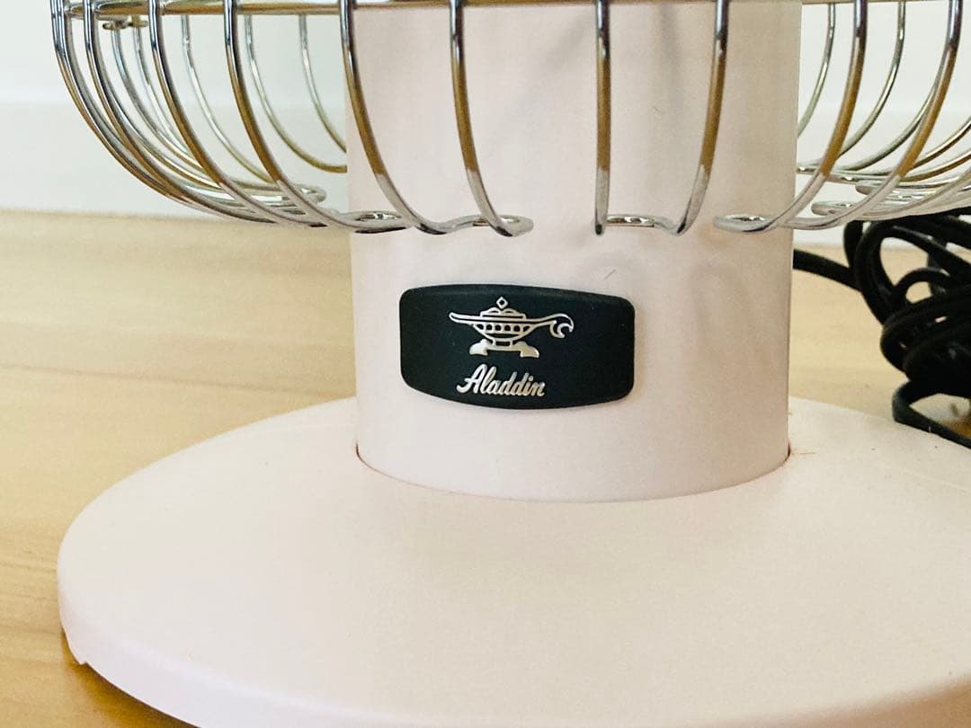 アラジン Aladdin 遠赤グラファイトヒーター　サクラピンク　2段切替 防滴