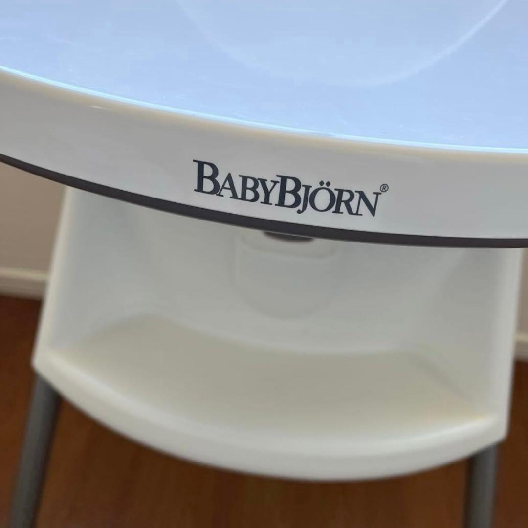 ベビービョルン ハイチェアホワイト×グレー