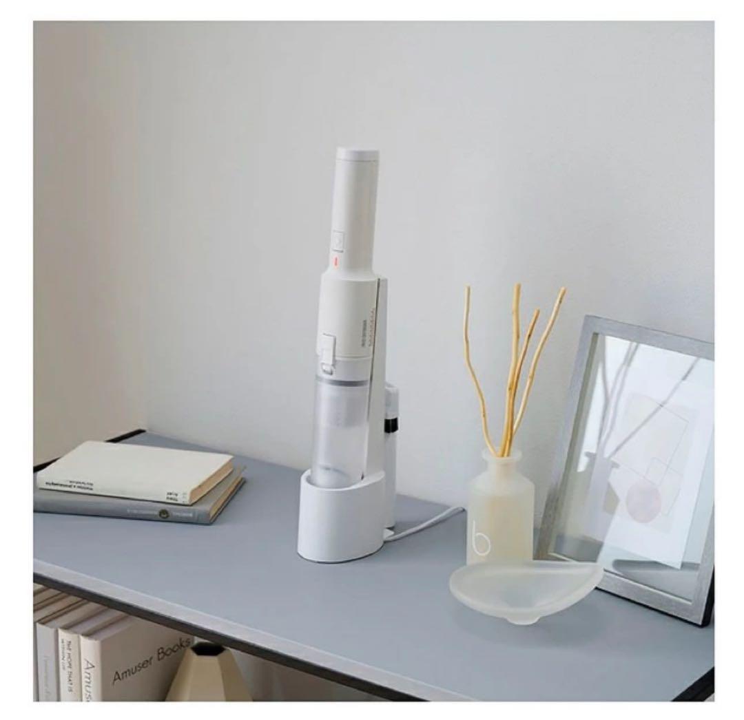 アイリスオーヤマ HCDB1W 充電式ハンディクリーナーサイクロン式 ホワイト