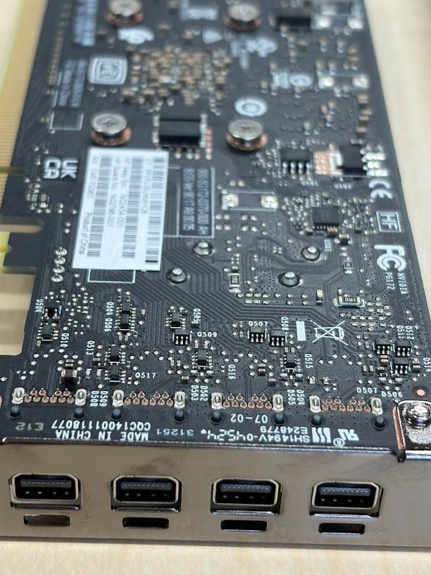 ☆ 新品未使用 ☆ NVIDIA T1000 8GB グラフィックボード*3個