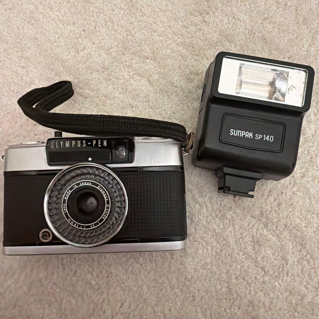 OLYMPUS-PEN EE-3 ストロボ付き