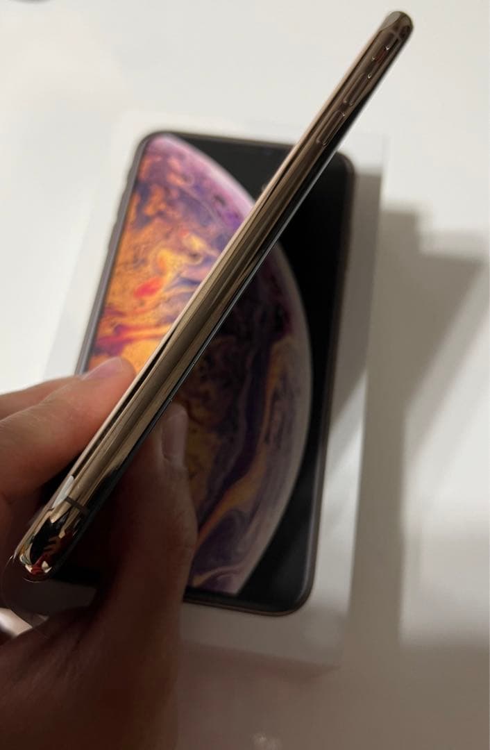 デュアルSIM iPhoneXs Max Gold 256GB SIMフリー