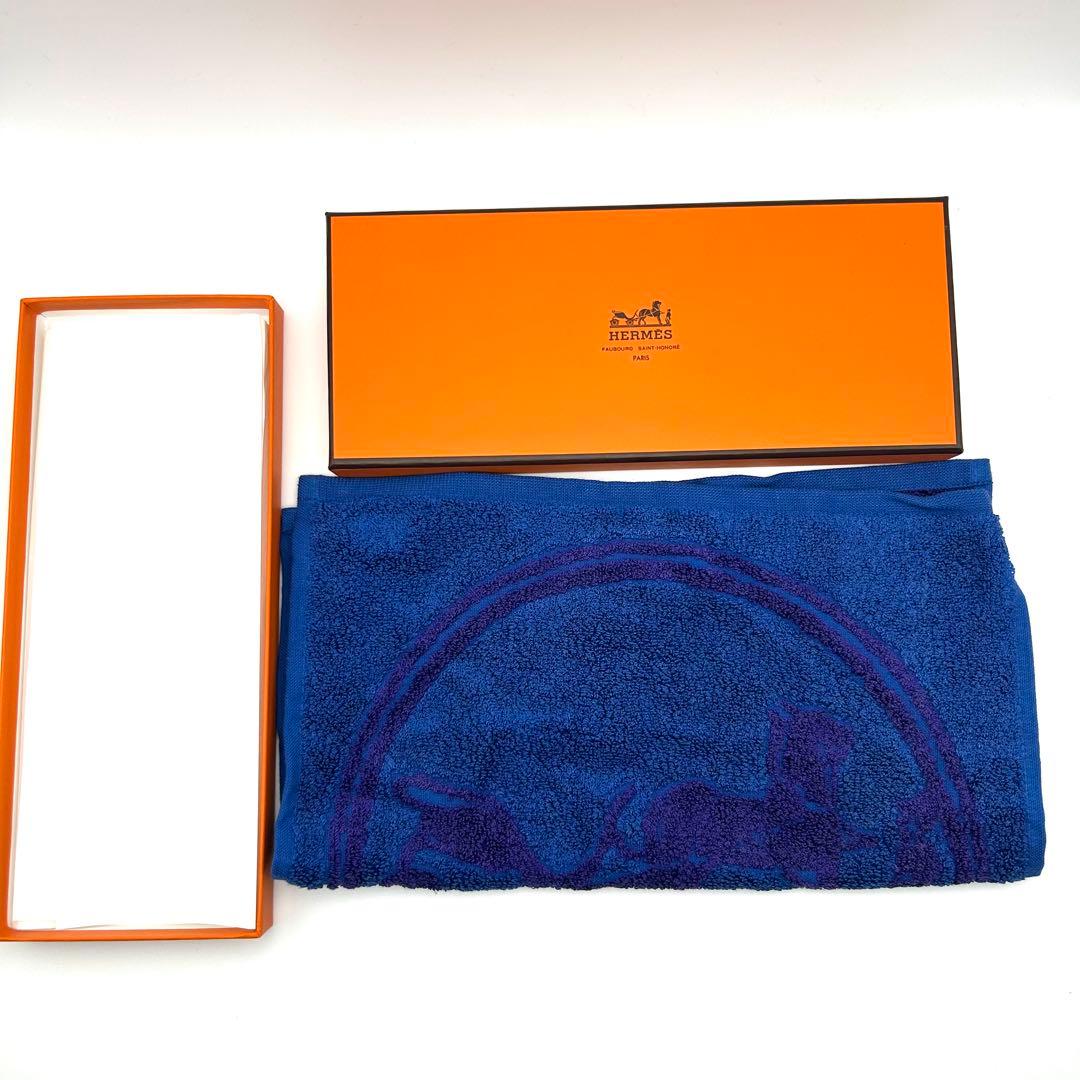 エルメス HERMES ハンカチ ブルー 大判 タグ付き 未使用 箱あり