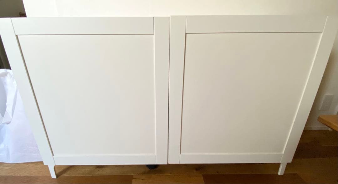 IKEA besta キャビネット