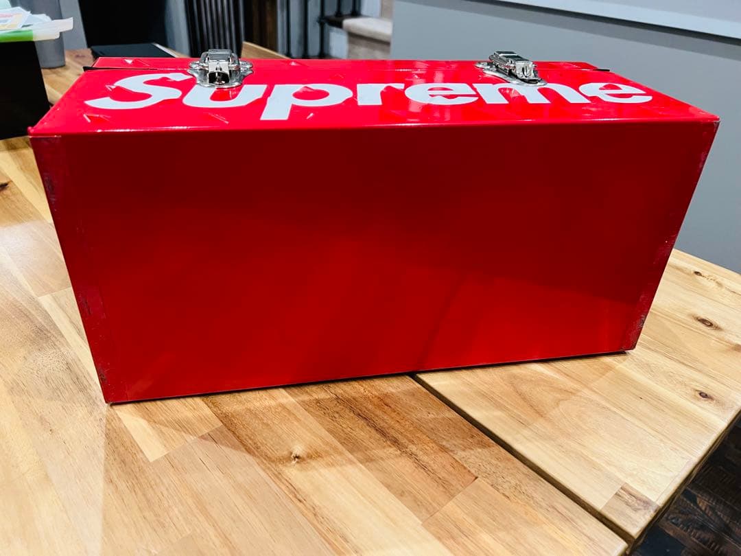 Supreme ダイヤモンドプレートツールボックス