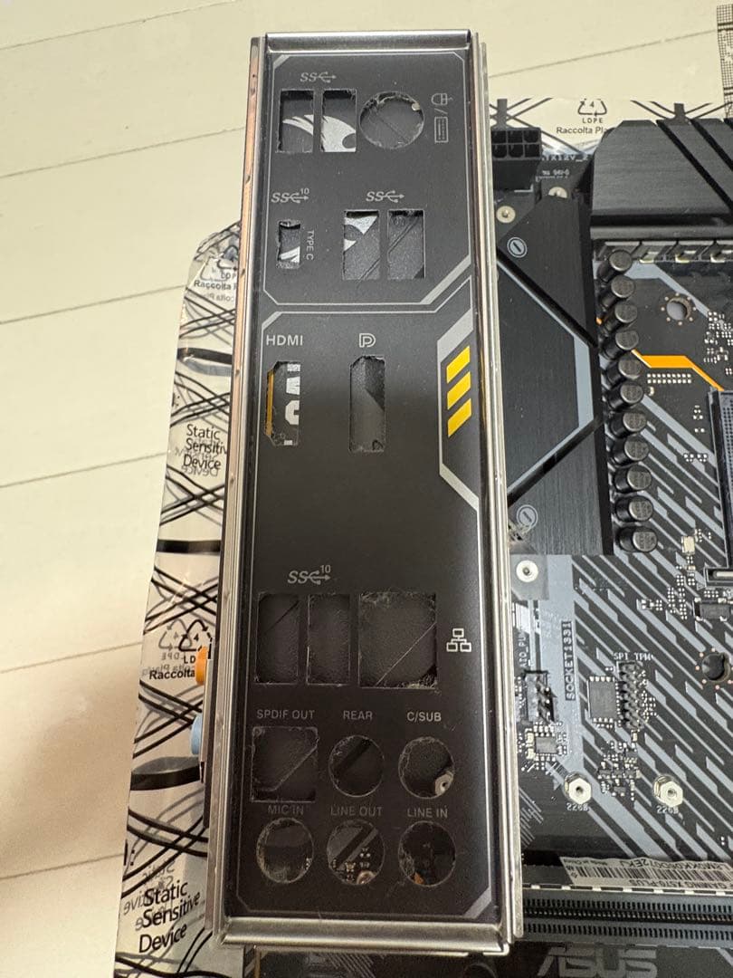 ASUS TUF GAMING X570-PLUS マザーボード