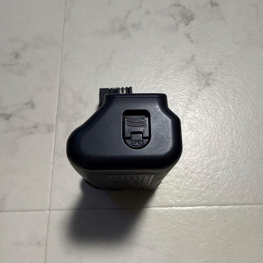 EOS R6 mark2 ボディ + バッテリーグリップ + バッテリー2個