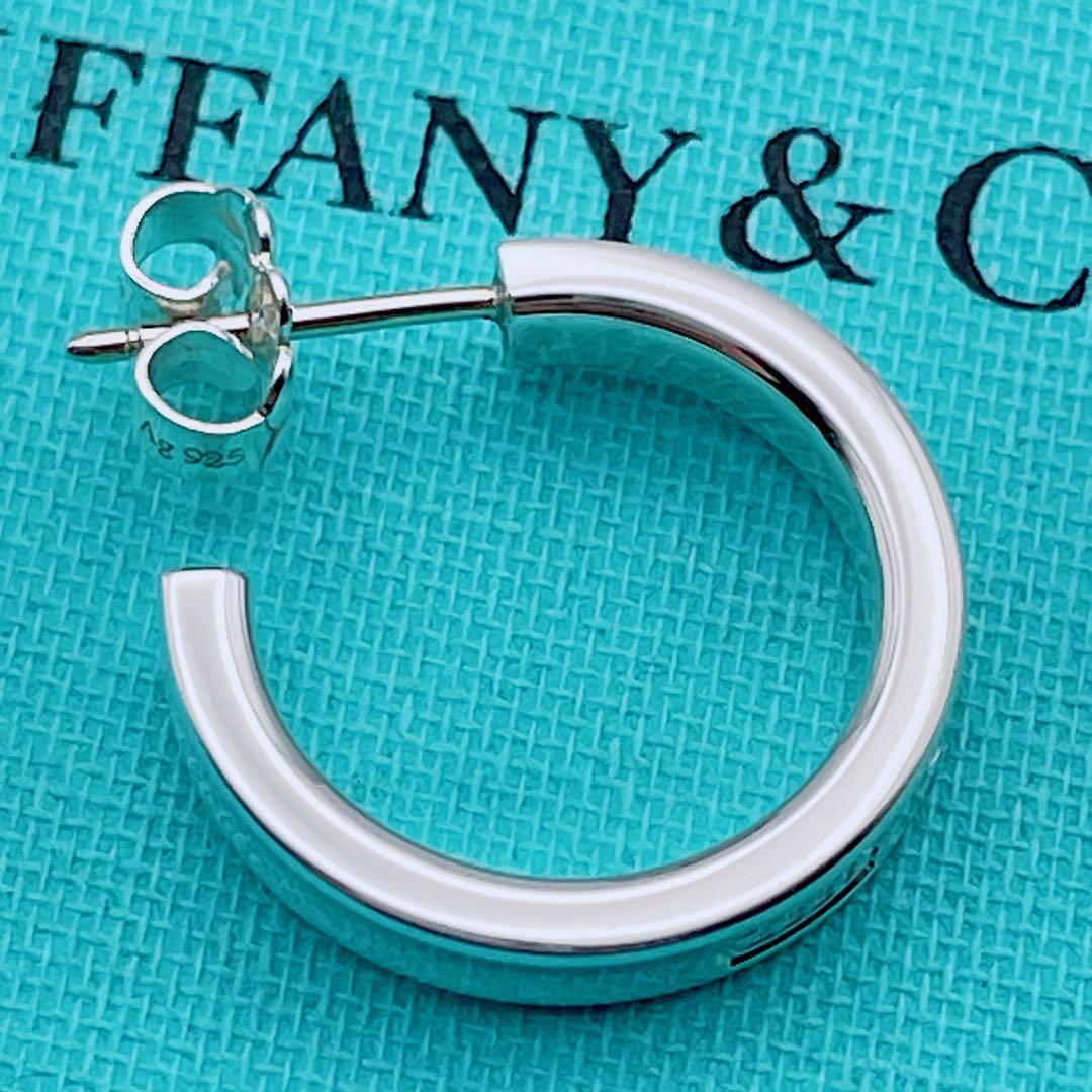 Tiffany & Co. ピアス　ナロー　フープ　シルバー　片耳