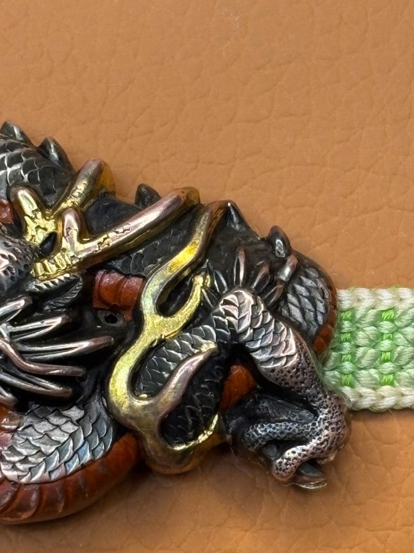 時代物　金工 彫金　 龍の帯留め　アンティーク　着物　紐付き　工芸