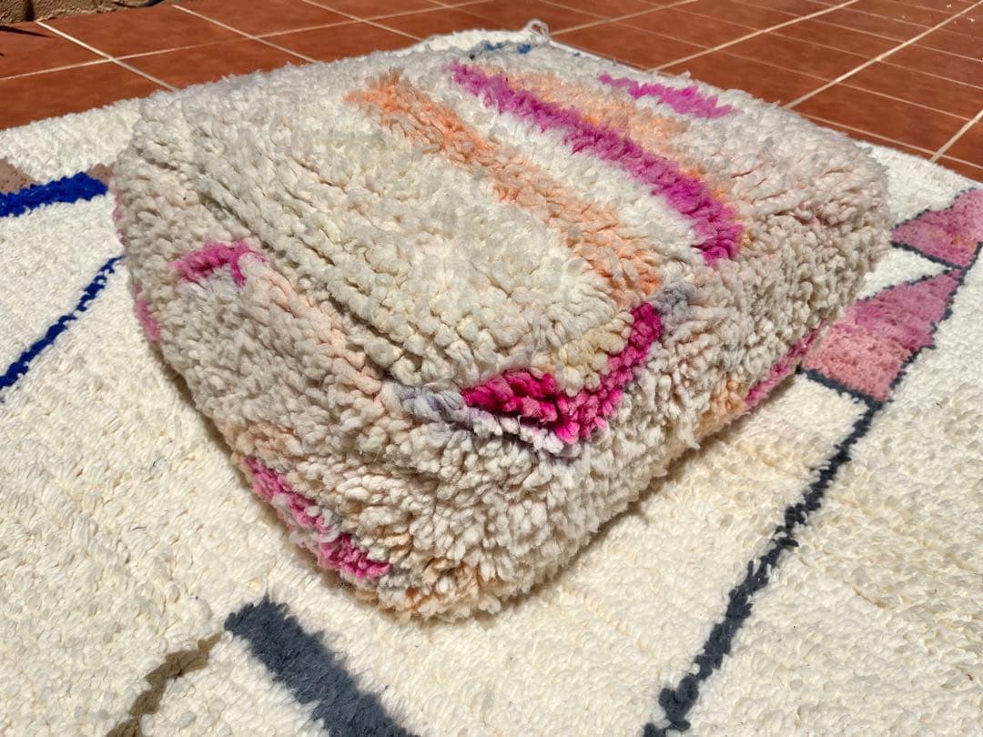 モロッコ　プフ　pouf アジラル　オットマン クッション　ラグ　141
