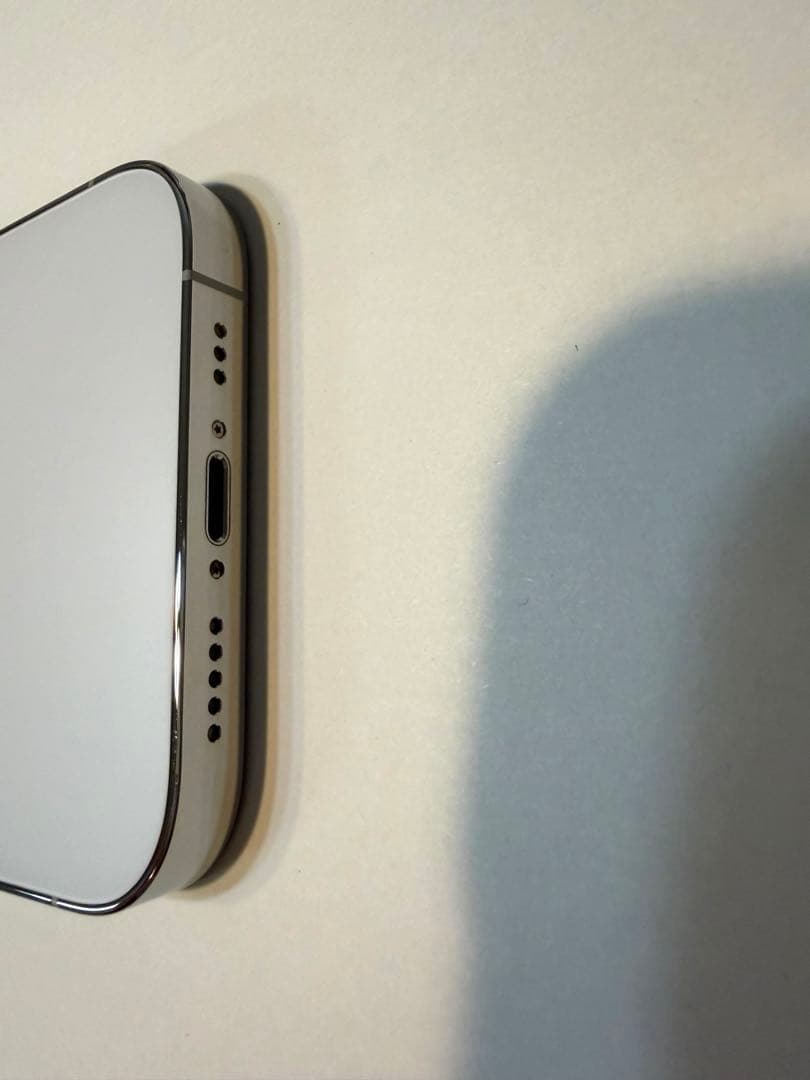 Apple iPhone 14 Pro SIMフリー　シルバー 本体