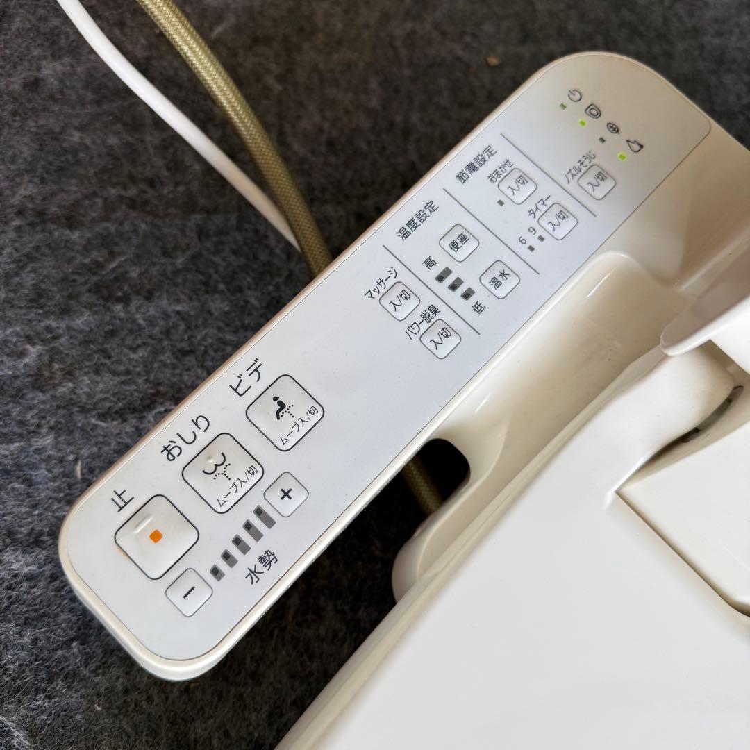 JL8激安早い者勝ち✨ TOTO ウォシュレット TCF8FK55 アイボリー