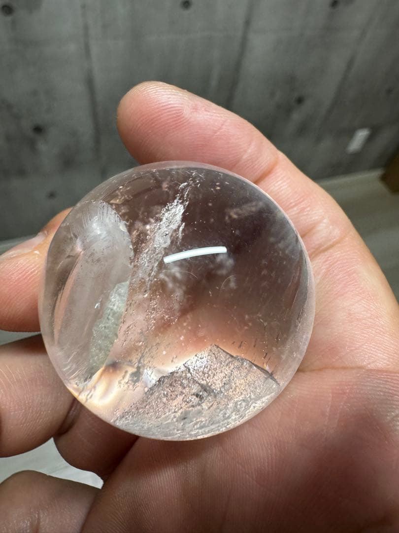 【極上品】高透明 クォーツインクォーツ スフィア（天然水晶・貫入水晶）
