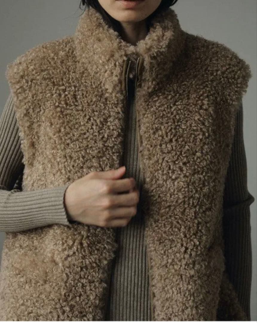 【新品未使用品】anuke(アンヌーク) Eco Fur Vest MCA/38