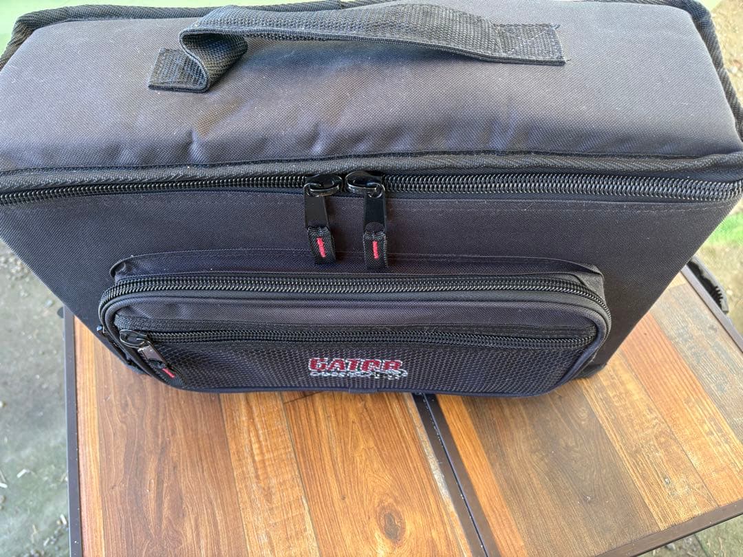 ワイヤレスマイク SHURE SVX288（GATORケース付き）