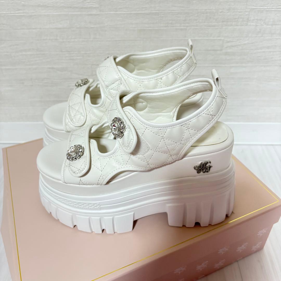 ミシェルマカロン 厚底サンダル 白 Lサイズ 厚底キルティングビジューサンダル