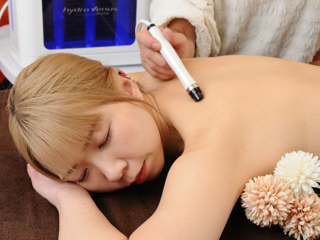 ◆定価→約◆７１万円！！◆中古美品◆ハイドロヴィーナス 毛穴洗浄【送料込】