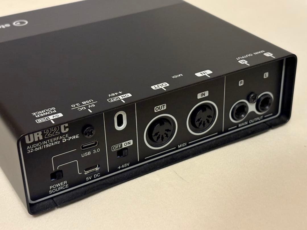 美品　定価25800円　UR22C オーディオインターフェース