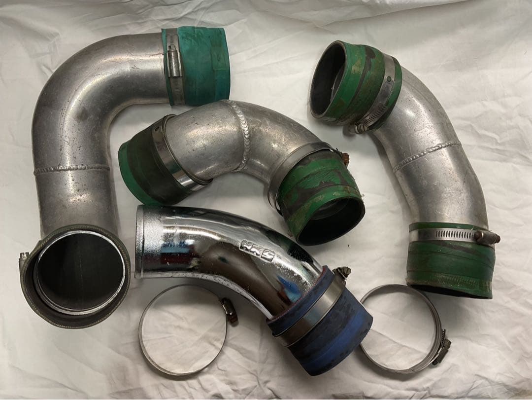 R32スカイラインGTR BNR32 インテークパイプ