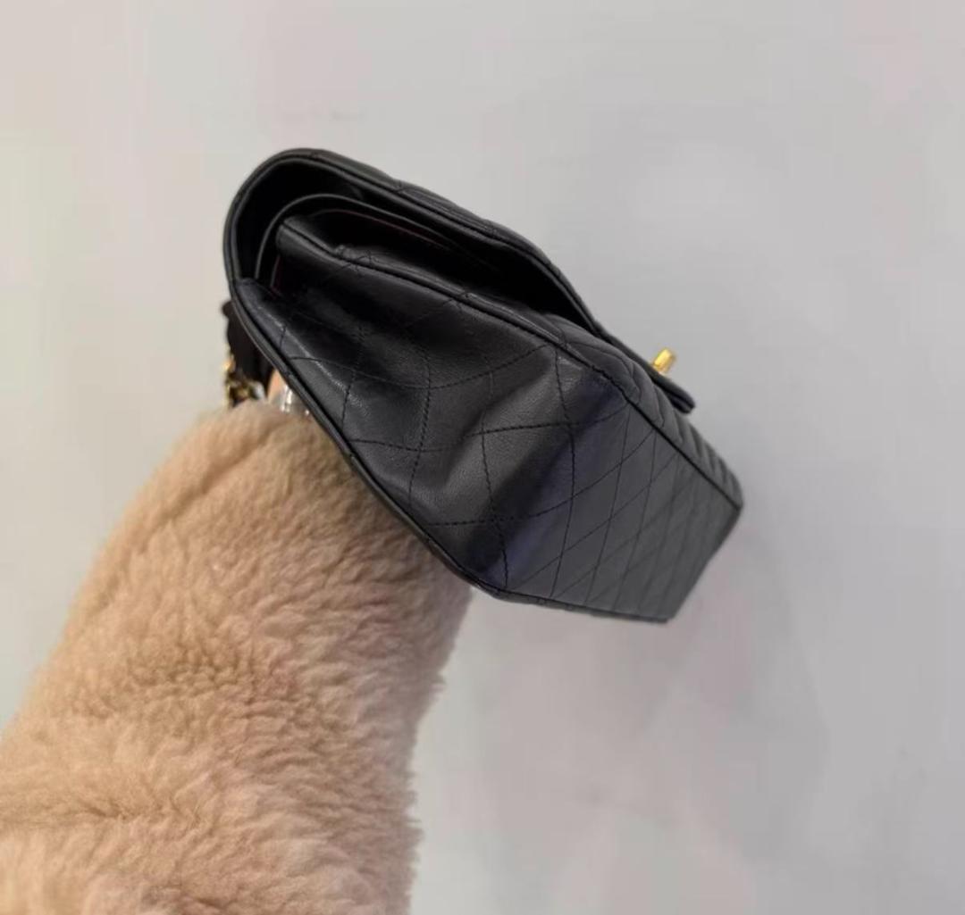 美品✨ 希少 cHaNeL✨ レザー ショルダーバッグ ✨ブラック