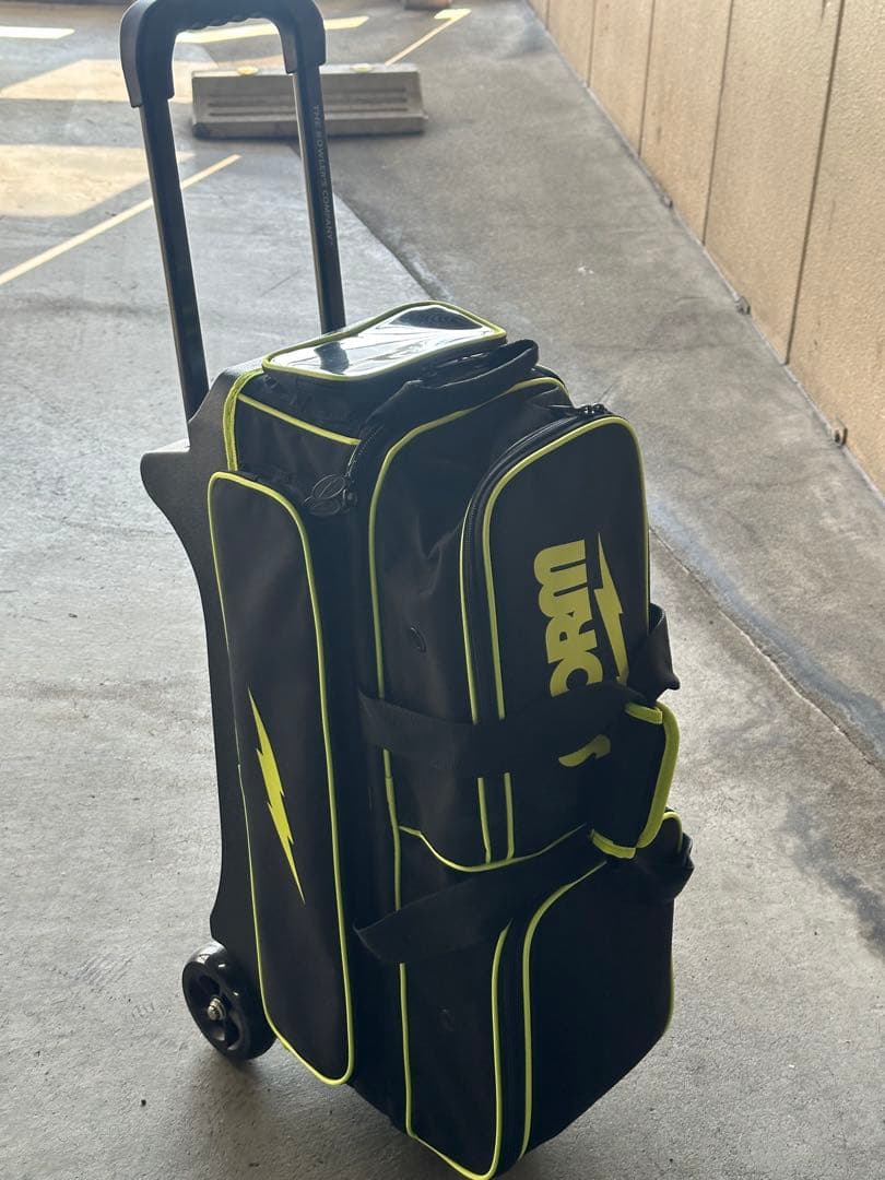 ヤミカラス　STORM ボウリング 3ボールバッグ ブラック&ライム
