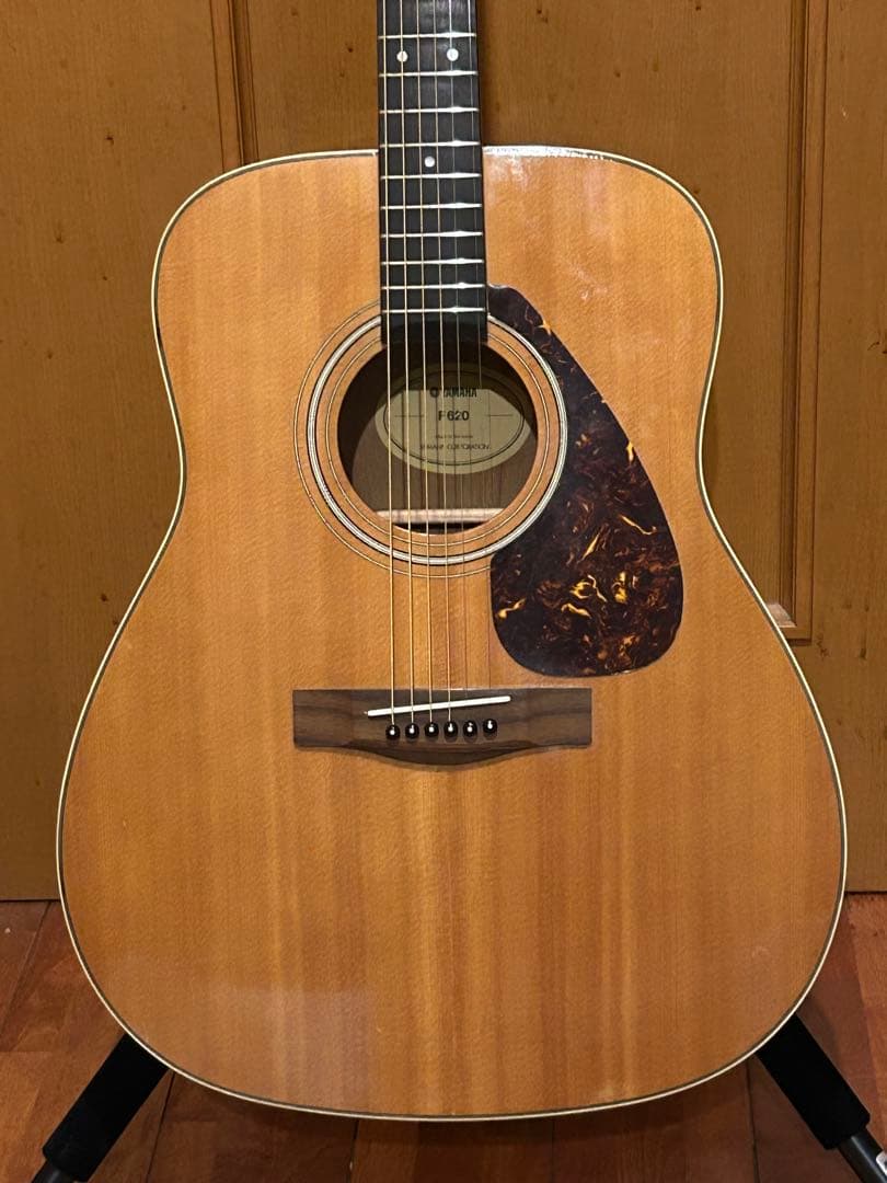 値下げ！美品☆Yamaha F620新品弦　ソフトケース付き