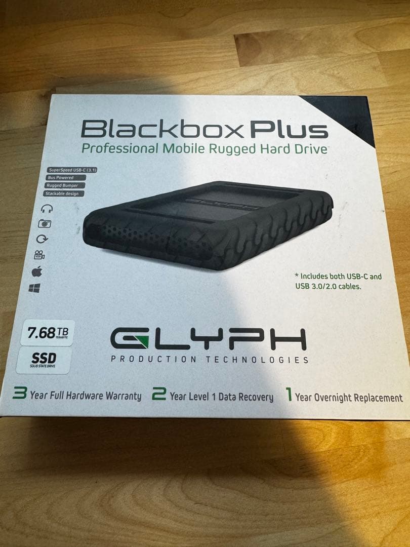 よ*マ様 Glyph Blackbox Plus 7.68TB SSD