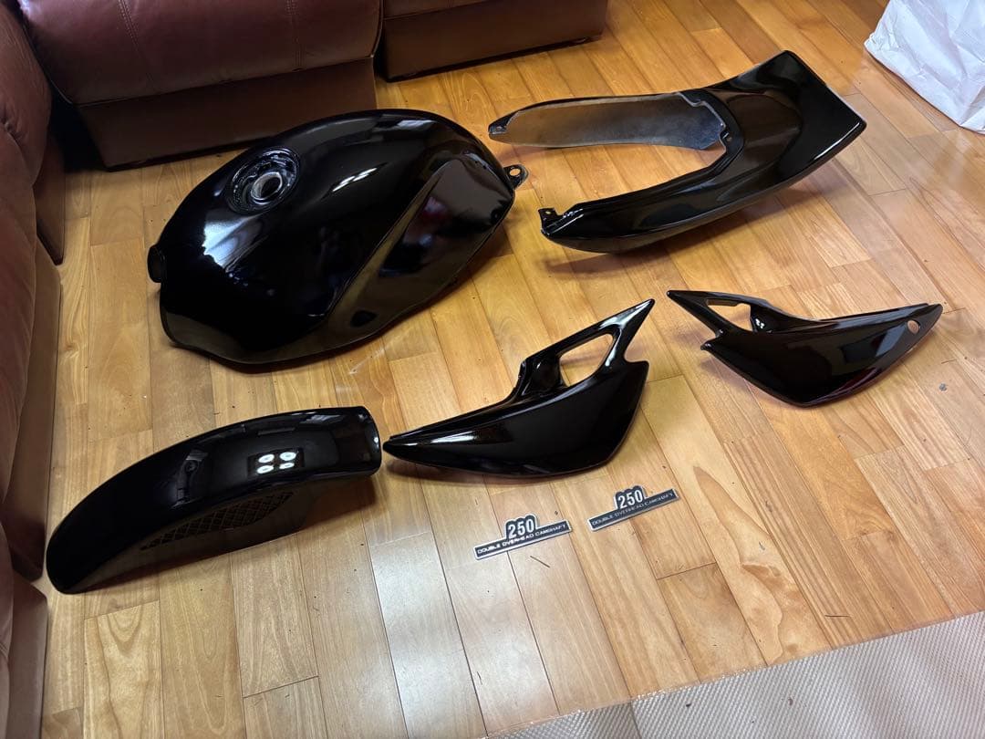 バリオス　2型　外装　ハネテール　 タンク　テール　サイドカバー