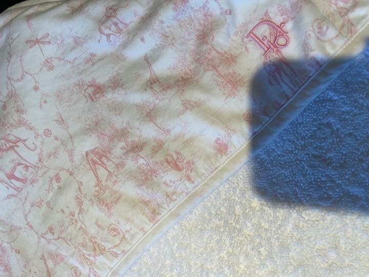 値下げ！baby Dior バスケープ　おくるみ