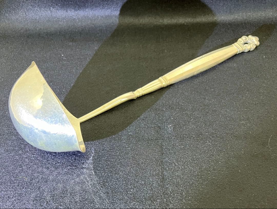 ジョージジェンセンエコーンsterling925特大グレービーレードル　202g