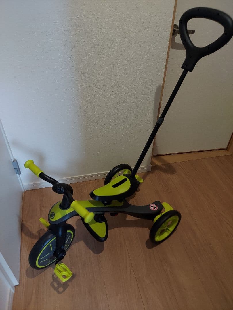 ほぼ新品 Globber Explorer trike グリーン三輪車
