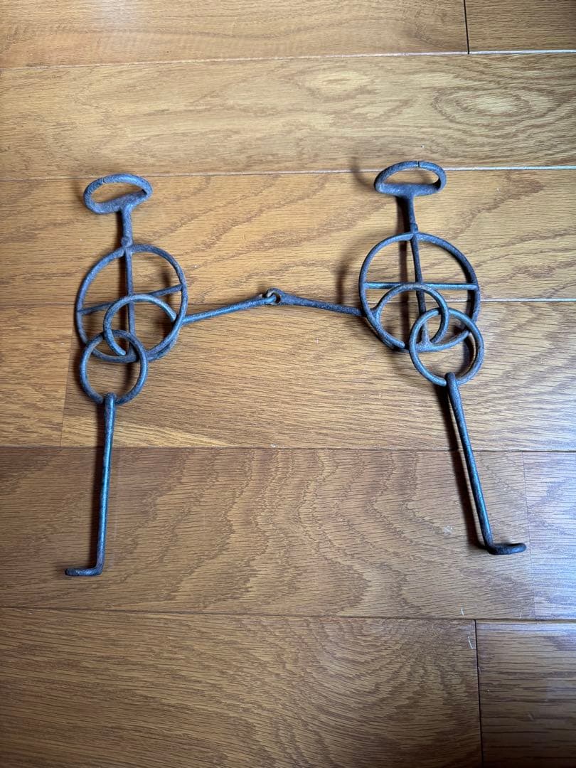 アンティーク　馬具　轡　クツワ　鉄製　刻印あり