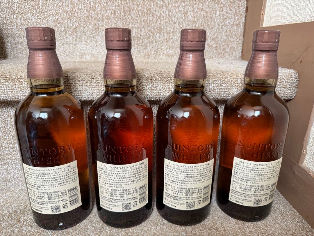 新品未開封　サントリー　ウイスキー　 山崎ノンビンテージ　700ml ４本　箱付