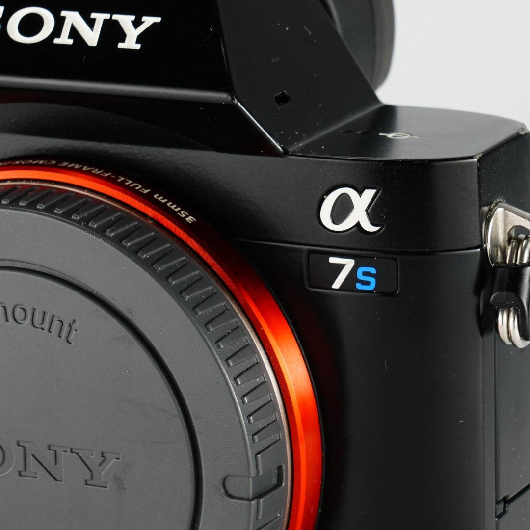 魔法のカメラ★SONY α7S★12,895回完動美品ILCE-7S 564