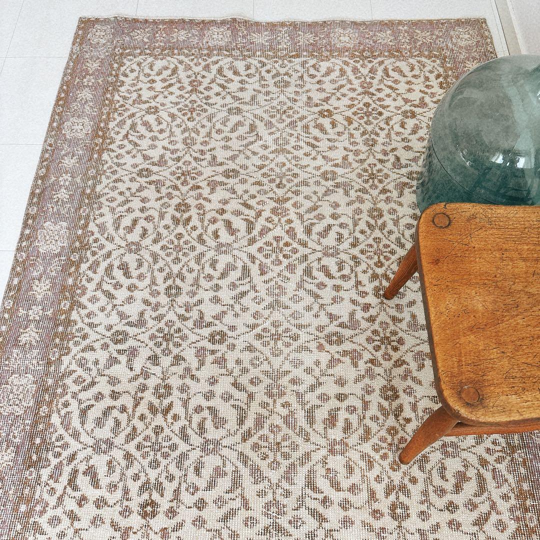 YUMMY vintage　トルコ　ヴィンテージラグ　ブラウン　パープル