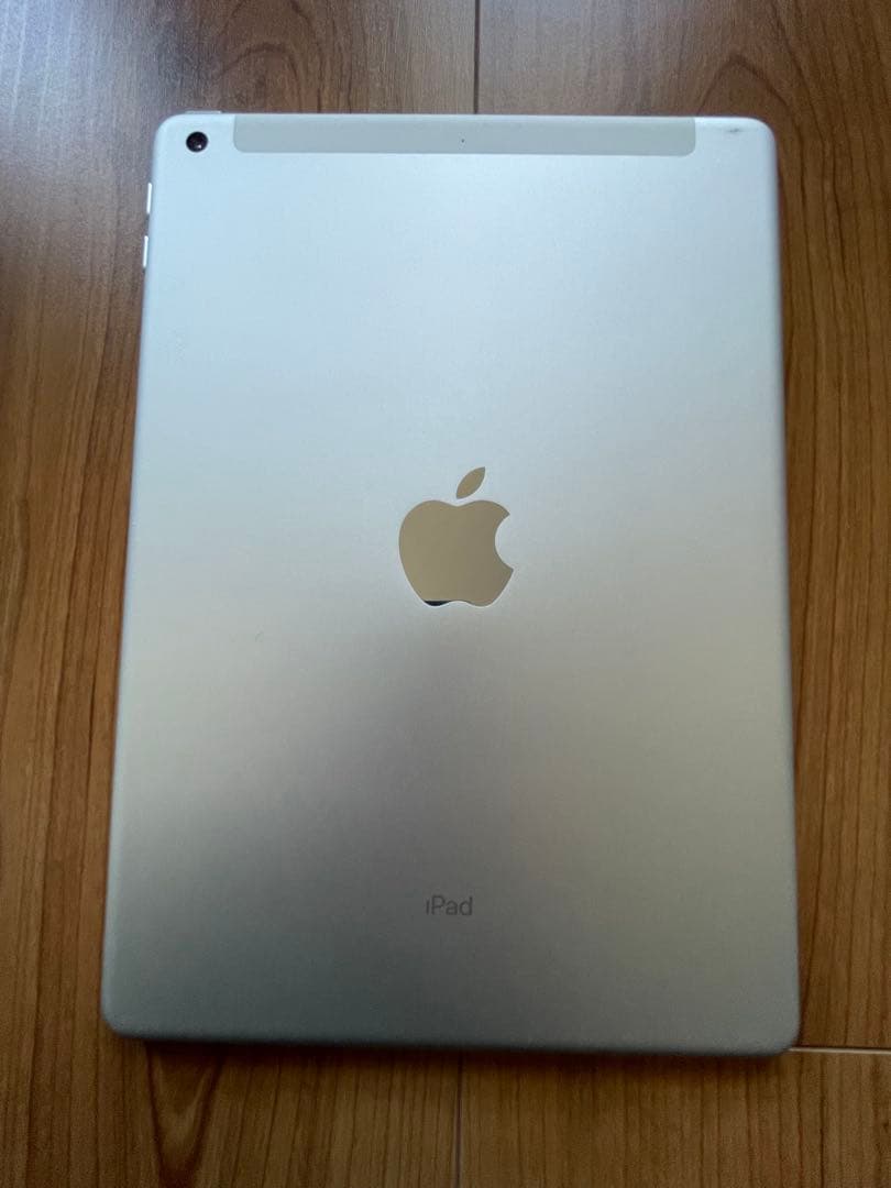 ipad 6世代　32GB セルラーモデル　美品　完動品