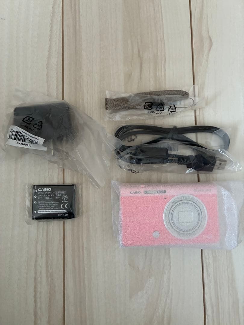 CASIO EX-ZR70 ピンク　未使用品