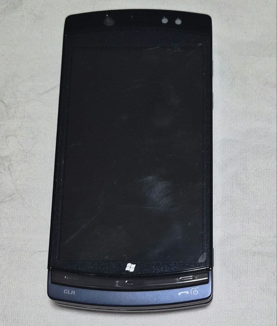 docomo F-07C スライド式携帯電話