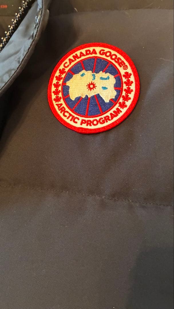 美品！メンズ  ダウンベスト　ネイビー