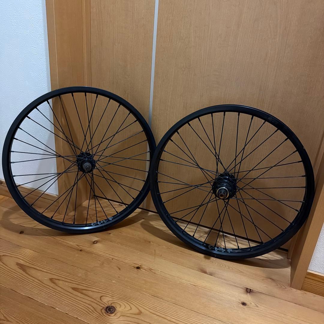 まんま　cult カルト　BMX ホイール　前後セット
