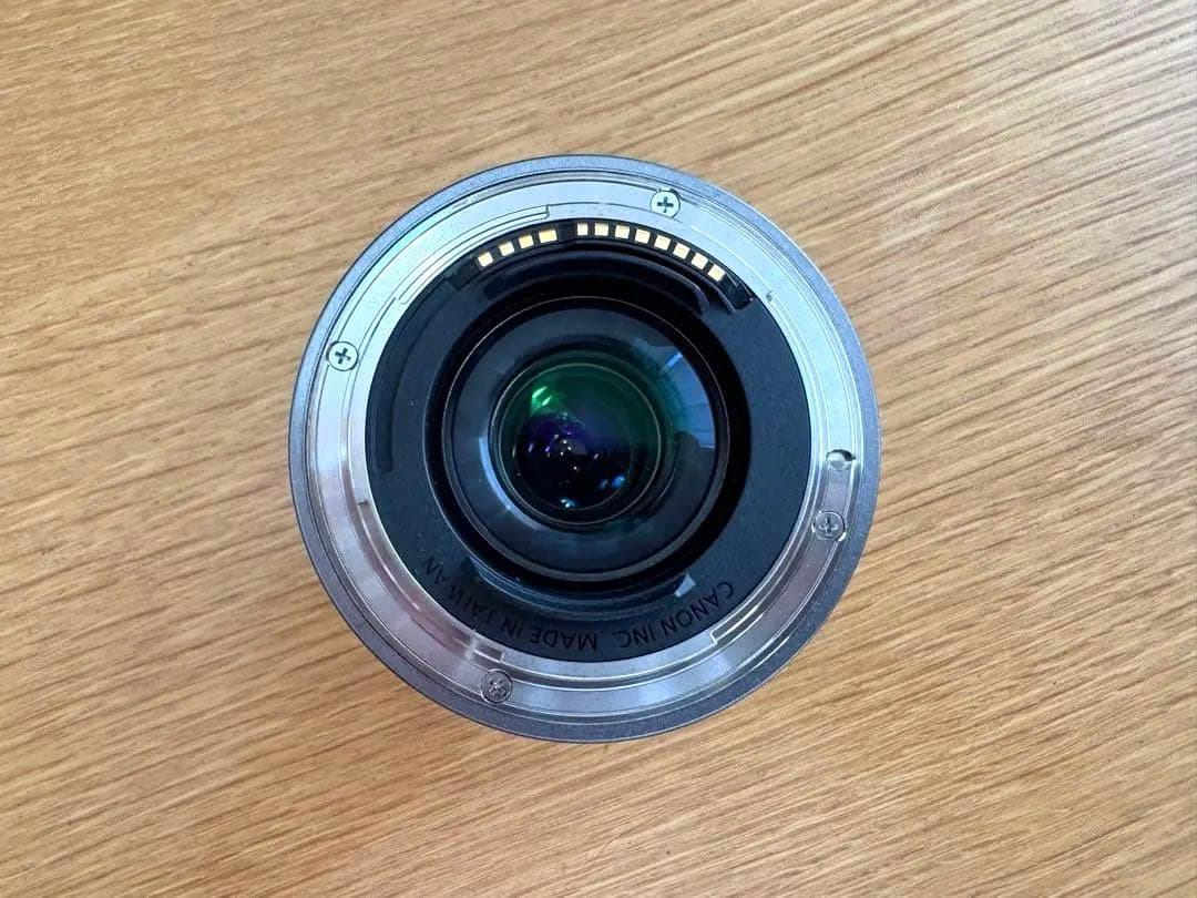 Canon RF 16mm F2.8 STM レンズ