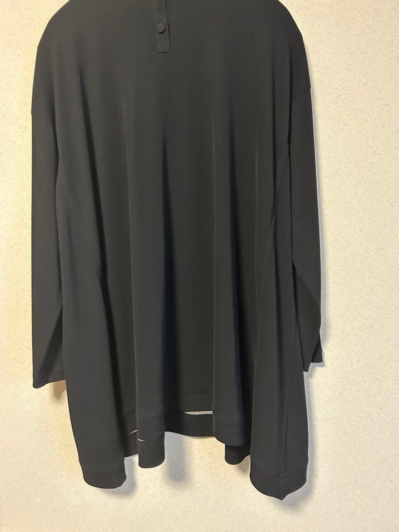 あ*い様 トクコ　星座キャラクター柄 長袖チュニック 黒　TOKUKO