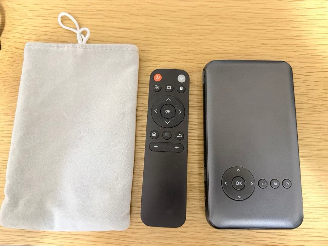 カベーニ KABENI 小型スマホサイズプロジェクター