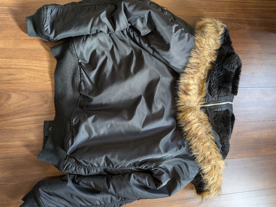 アルファインダストリーズ　N-2B　TIGHT　XL　ブラック