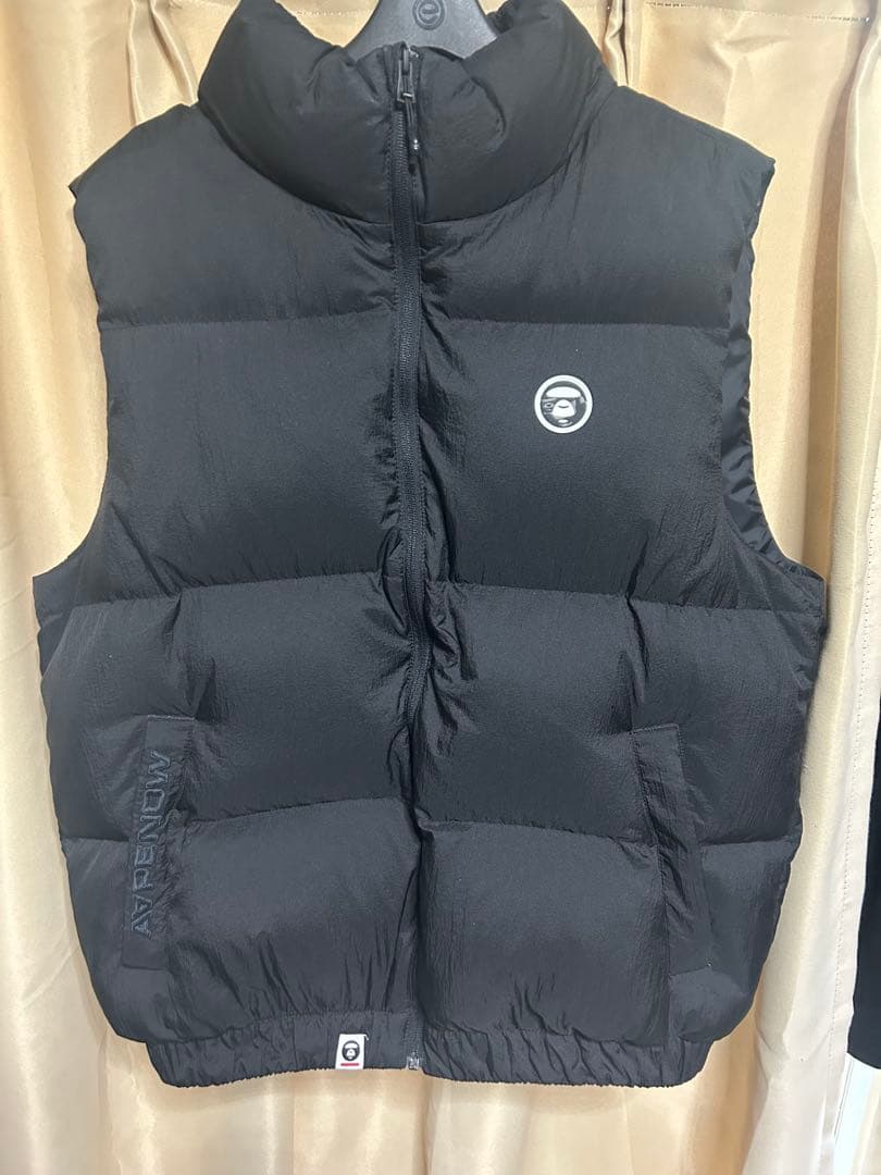 ブラック ダウンベスト Lサイズ アイコンロゴ