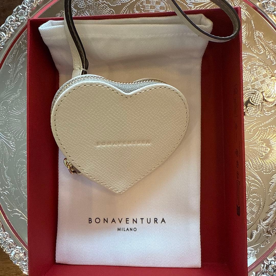 b*k様 BONAVENTURA x25ans 限定品ハート型チャームケー